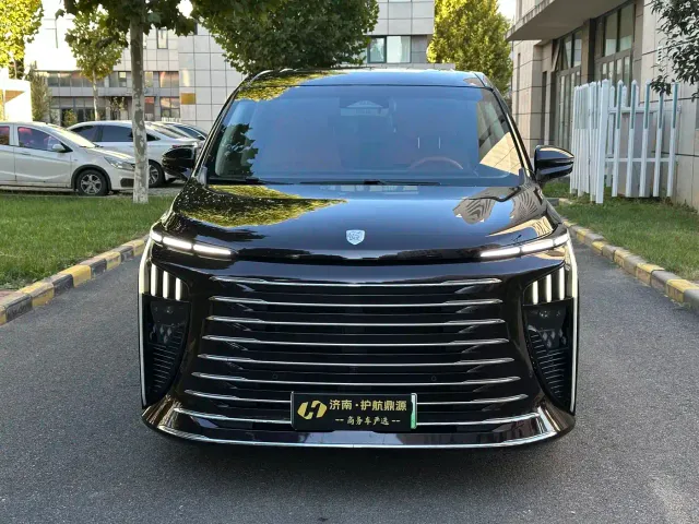 Forthing Xinghai V9 — Фото автомобиля 2