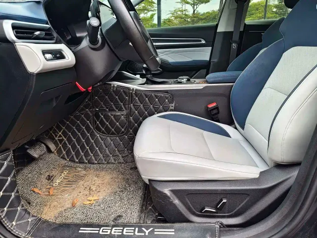 Geely Emgrand — Фото автомобиля 6
