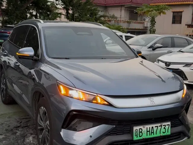 BYD Song Pro — Фото автомобиля 3