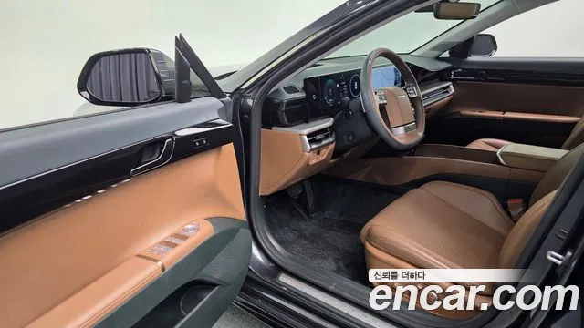 Hyundai Grandeur GN7 — Фото автомобиля 12