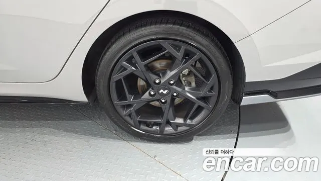 Hyundai AVANTE Новый Avante (CN7) — Фото автомобиля 17