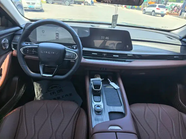 Chery Arrizo 8 — Фото автомобиля 6