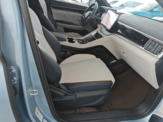 BYD Song PLUS — Фото автомобиля 24
