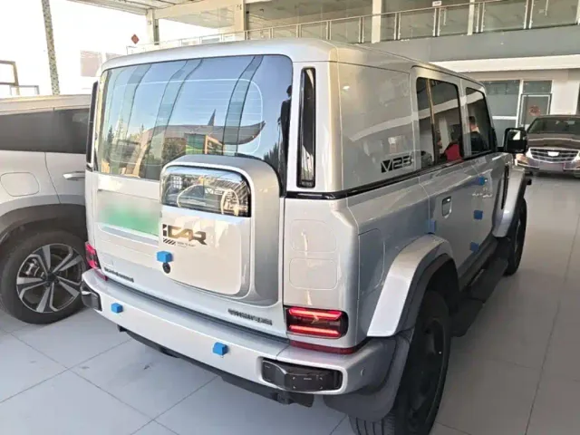 iCAR V23 — Фото автомобиля 6