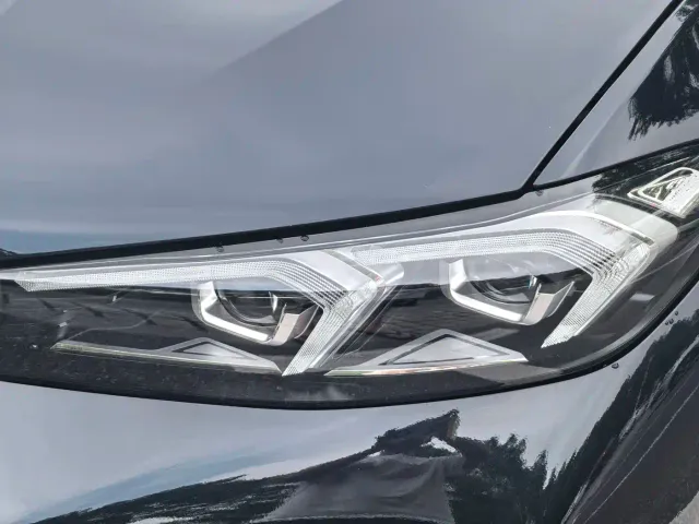 BMW 3 Series — Фото автомобиля 4