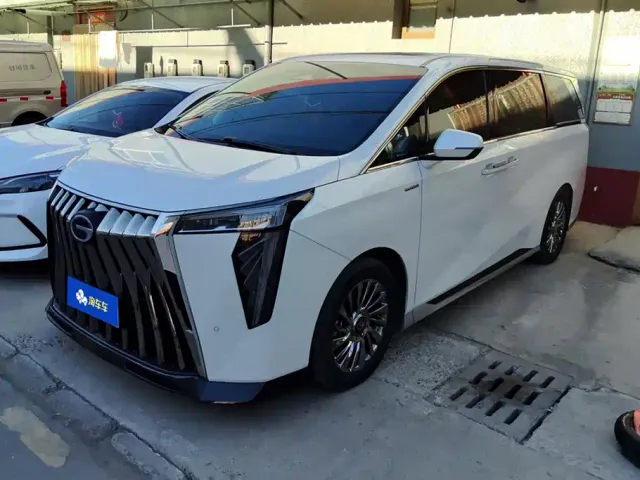 Фотография автомобиля — GAC Trumpchi M8