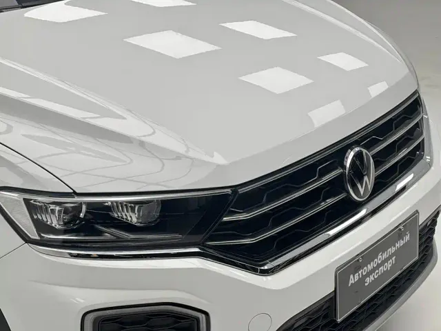 Volkswagen T-Roc — Фото автомобиля 8