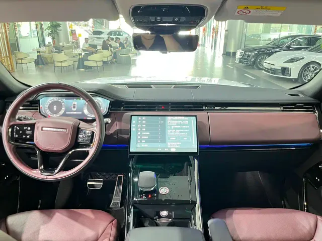 Land Rover Range Rover Sport — Фото автомобиля 5