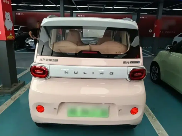 Wuling Hongguang Mini EV — Фото автомобиля 3