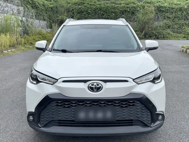 Toyota Frontlander — Фото автомобиля 7