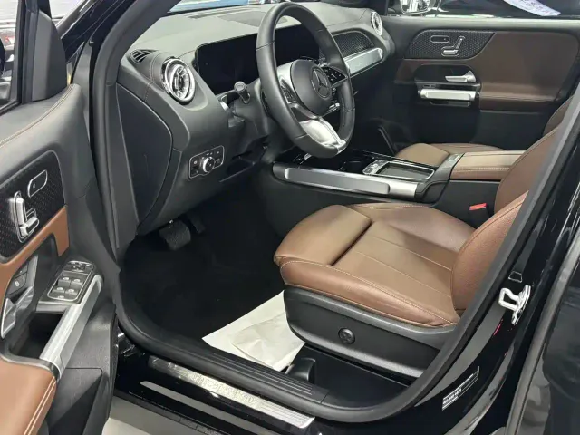 Mercedes-Benz GLB-Class — Фото автомобиля 6