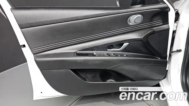 Hyundai Avante — Фото автомобиля 13