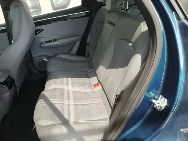 Geely Galaxy L7 — Фото автомобиля 16