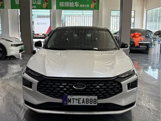 Ford Mondeo — Фото автомобиля 2