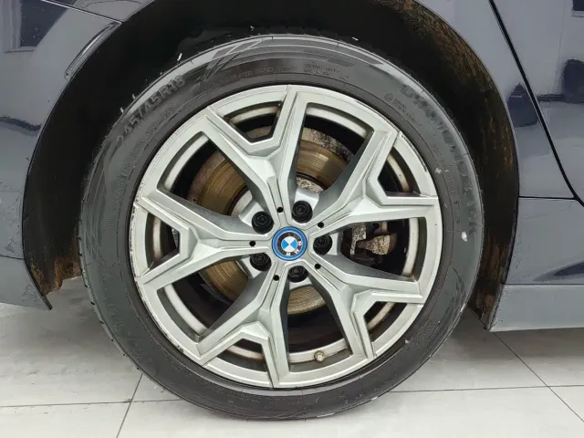 BMW i3 — Фото автомобиля 8