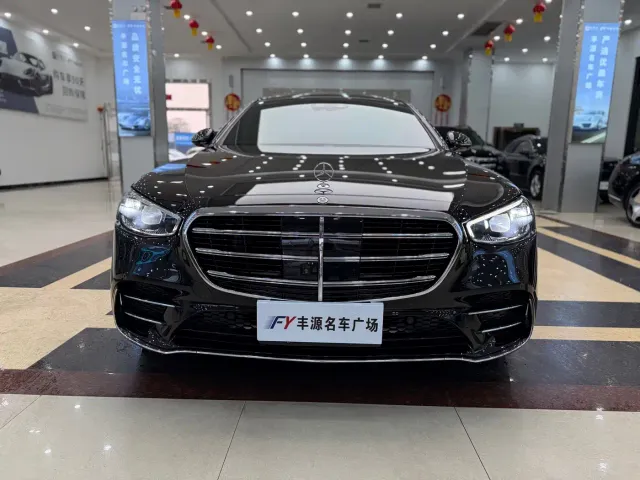 Mercedes-Benz S-Class — Фото автомобиля 2