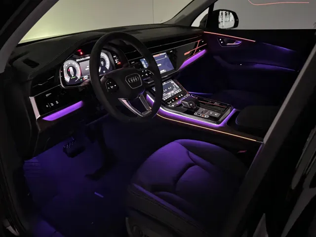Audi Q7 — Фото автомобиля 19