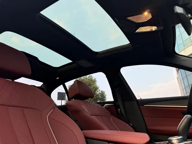 BMW 5 Series — Фото автомобиля 10