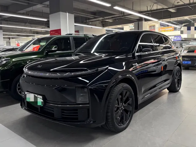 Фотография автомобиля — Li Auto L7