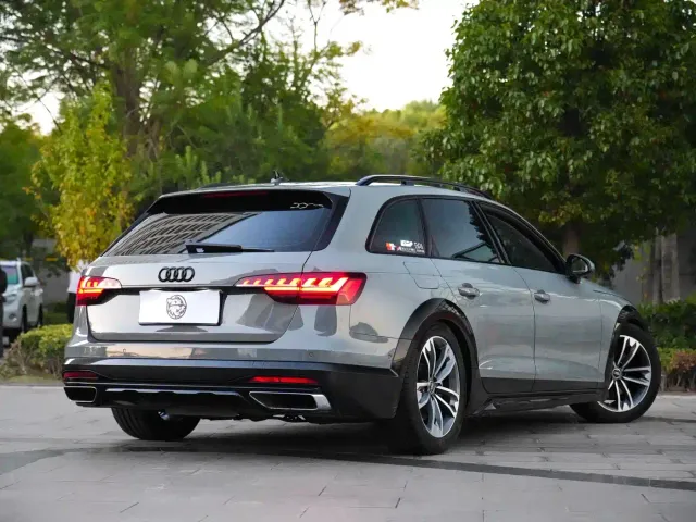 Audi A4 — Фото автомобиля 15