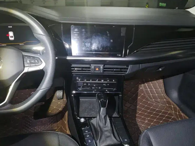 Volkswagen Passat — Фото автомобиля 13