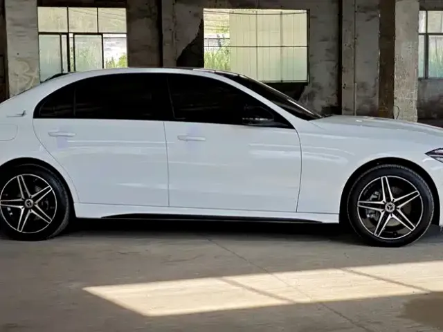 Mercedes-Benz C-Class — Фото автомобиля 5