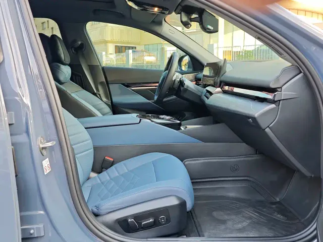BMW 5 Series — Фото автомобиля 15