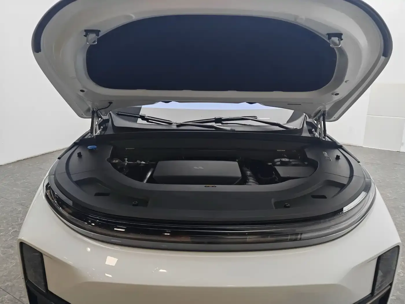 Li Auto Li Auto L7 2024 Pro — Фото автомобиля 13