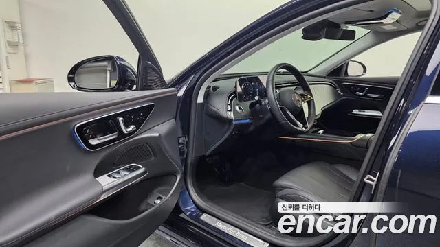 Mercedes-Benz E-Class — Фото автомобиля 10