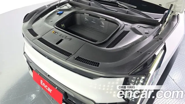 Kia EV9 Long Range 4WD — Фото автомобиля 2
