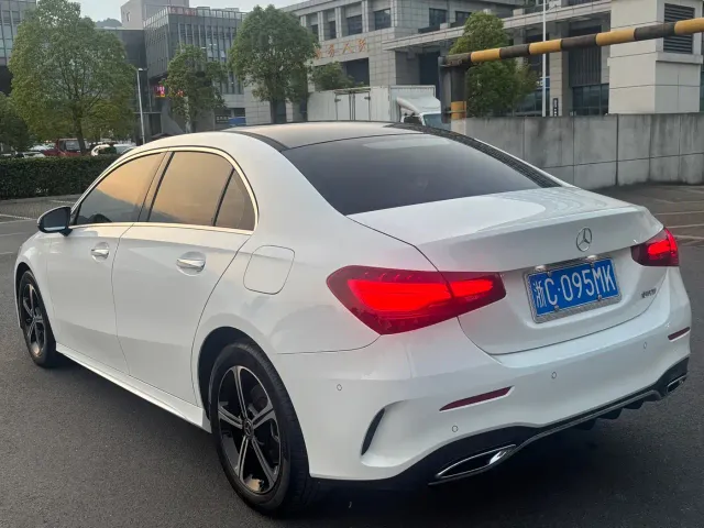 Mercedes-Benz A-Class — Фото автомобиля 15