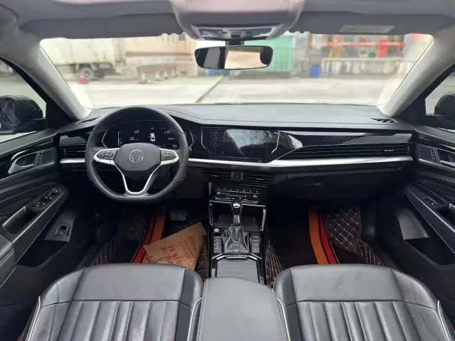 Volkswagen Passat — Фото автомобиля 5