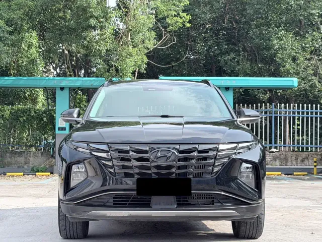 Hyundai Tucson — Фото автомобиля 2