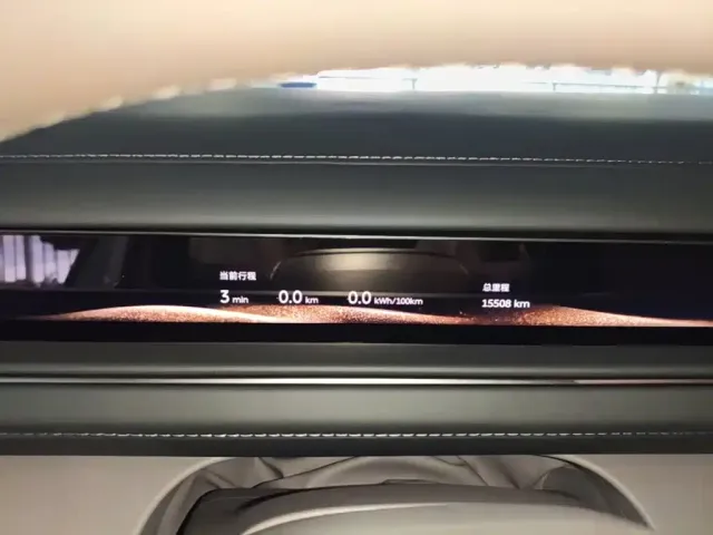 NIO NIO ES8 2025 Model 6-Seat Executive Luxury Edition — Фото автомобиля 11