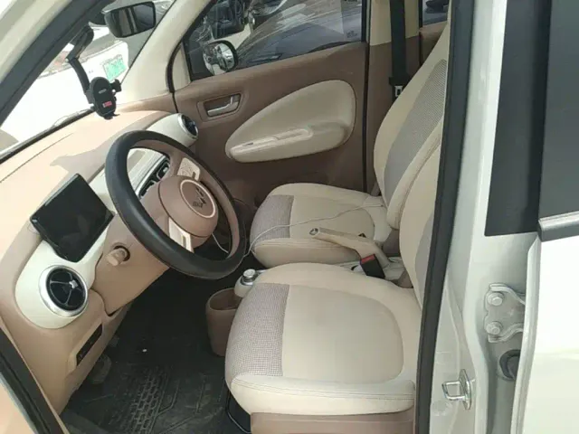 Wuling Hongguang Mini EV — Фото автомобиля 14