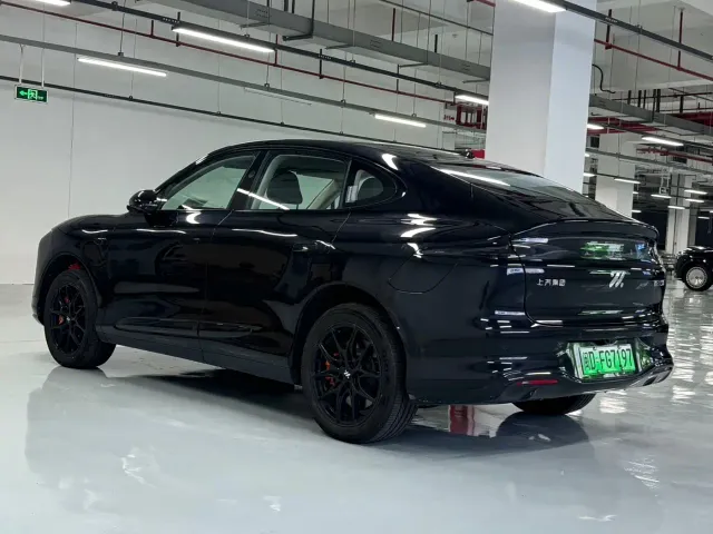IM Motors LS6 — Фото автомобиля 5
