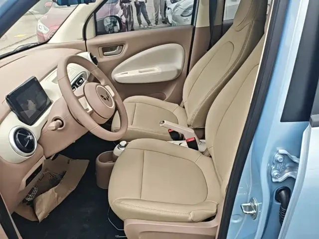 Wuling Hongguang Mini EV — Фото автомобиля 14