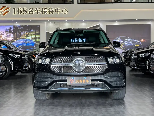 Mercedes-Benz GLE-Class — Фото автомобиля 2