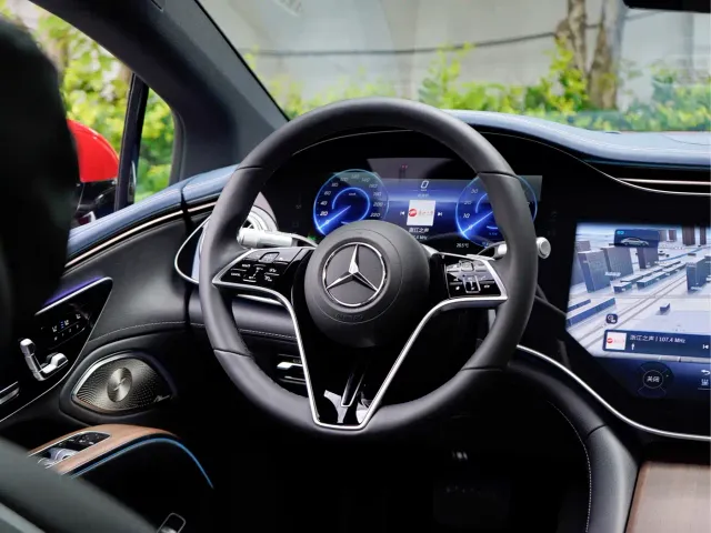 Mercedes-Benz EQS — Фото автомобиля 11
