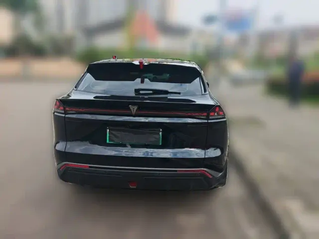 Deepal S07 — Фото автомобиля 3