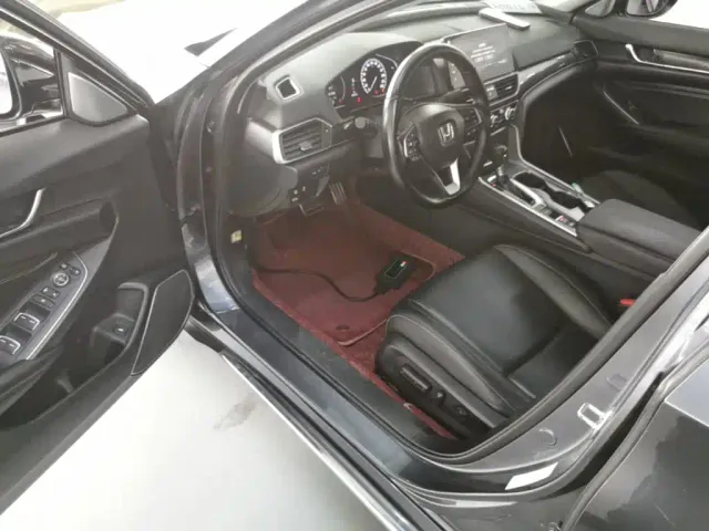 Honda Accord — Фото автомобиля 15