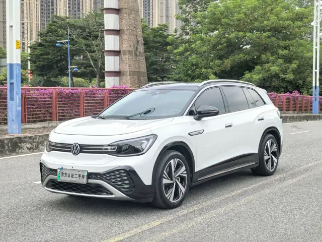 Фотография автомобиля — Volkswagen ID.6 Crozz