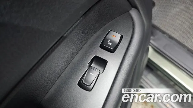 KG_Mobility_Ssangyong Rexton Новый Rexton Sport Khan Дизель 2.2 4WD — Фото автомобиля 13