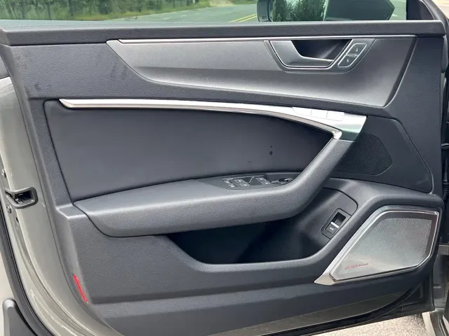 Audi A7 — Фото автомобиля 8