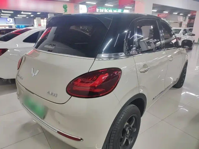 Wuling Bingo — Фото автомобиля 6