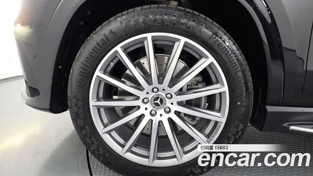 Mercedes-Benz GLS-Class — Фото автомобиля 4