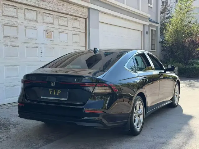 Honda Accord — Фото автомобиля 8