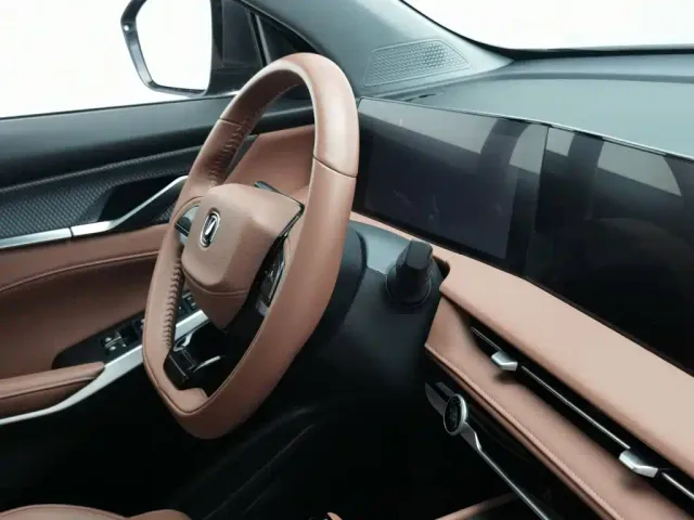 Changan CS75 Plus — Фото автомобиля 22
