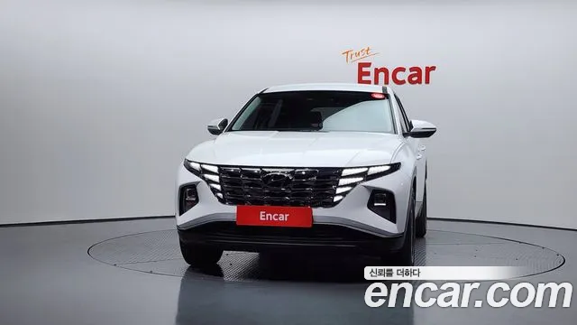 Hyundai Tucson Tucson (NX4) Бензин 1.6 турбо 2WD — Фото автомобиля 3