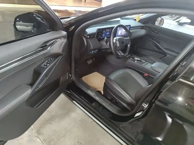 Ford Mondeo — Фото автомобиля 15